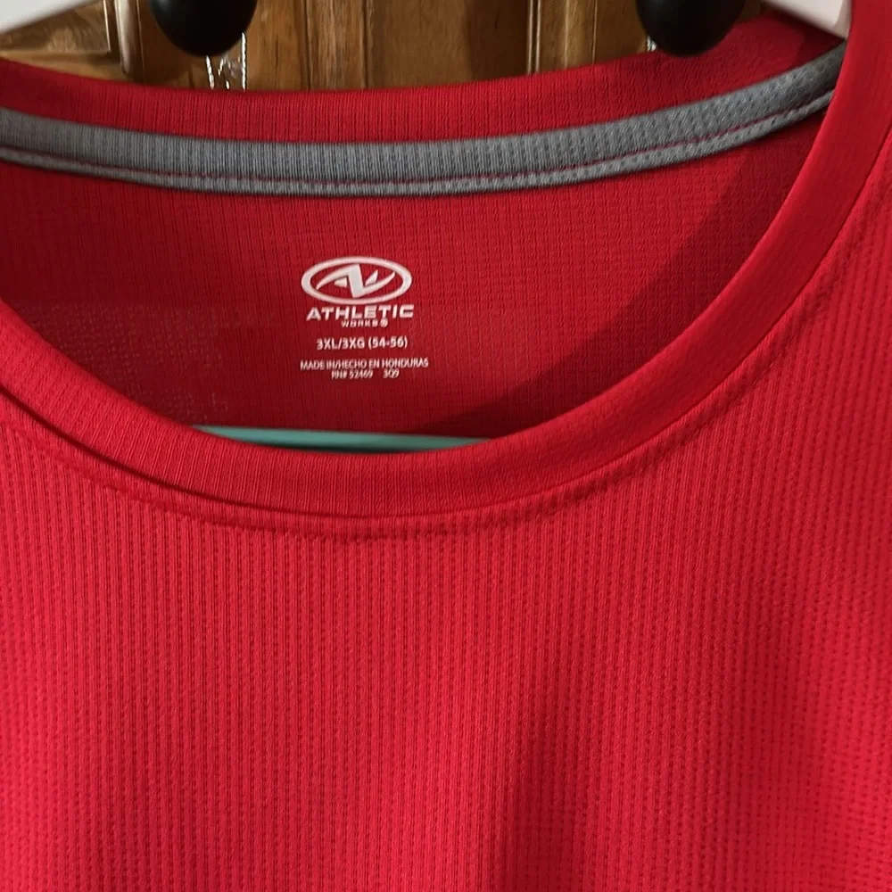 Athletic Works red sport shirt size 3X - Picture 3 of 3